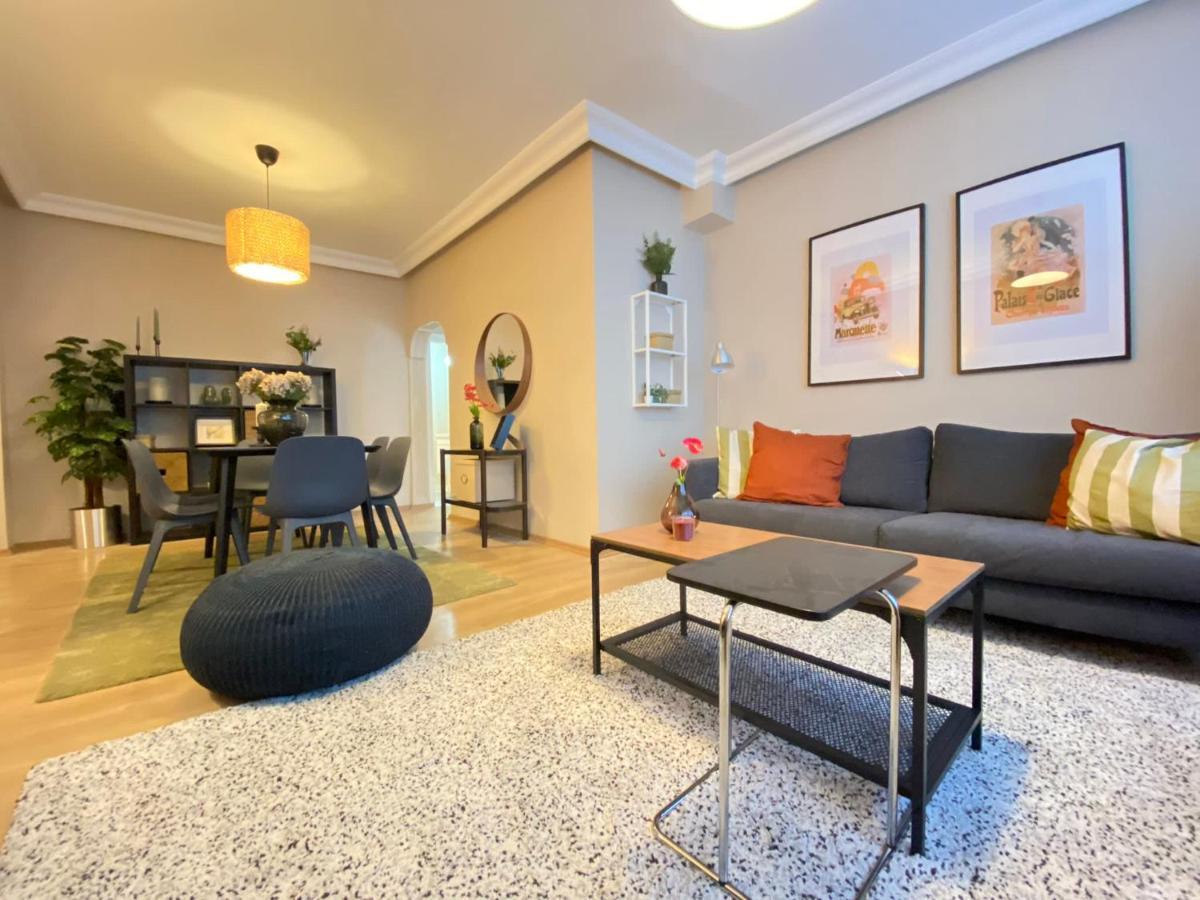 Chic Flat Near Shopping Malls In Sisli Leilighet Istanbul Eksteriør bilde